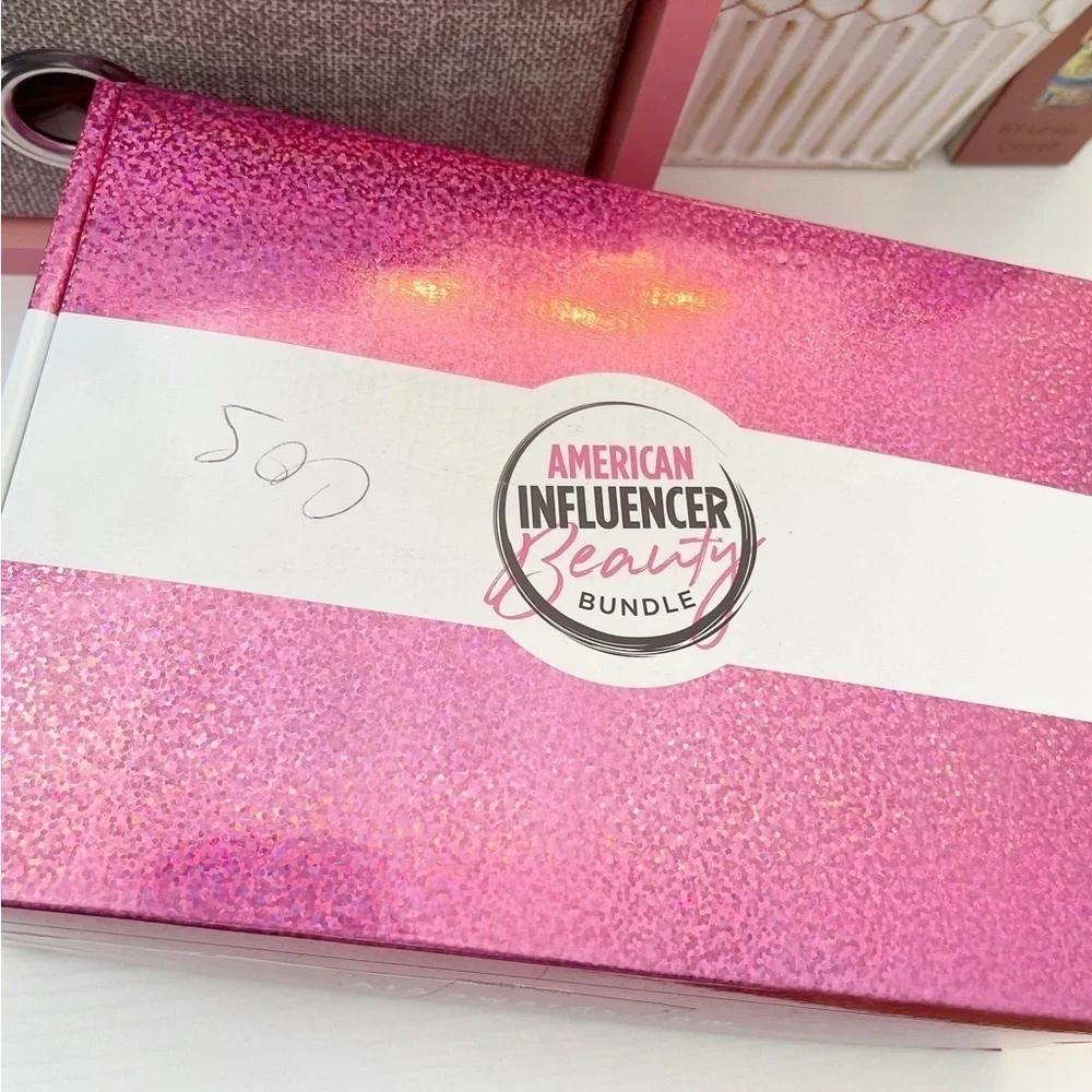 AIA - American Beauty Bundle Box CosmoSun